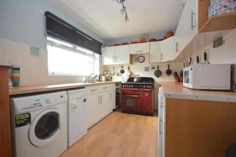 7 Heol Rowen, Fairbourne, LL38 2UQ