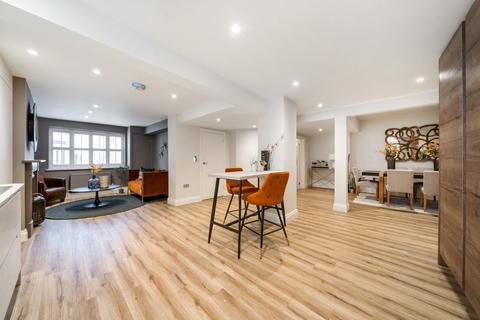 5 bedroom end of terrace house for sale, The Hundred, Romsey, Hampshire, SO51