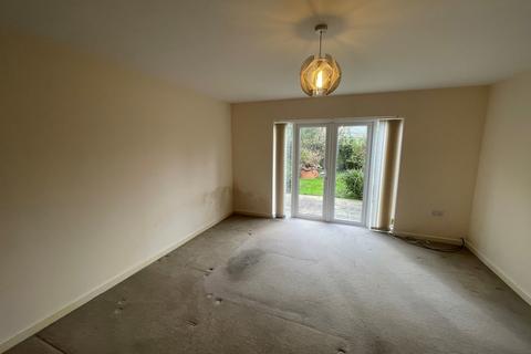 2 bedroom semi-detached house for sale, Ravenscourt Road, Deal CT14