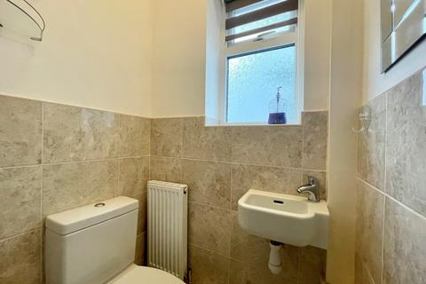 16 Banbury Drive, Fulwood, Preston, PR2 3JR