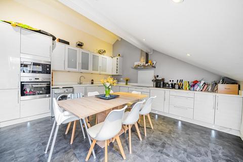 2 bedroom flat for sale - Plough Way, Surrey Quays