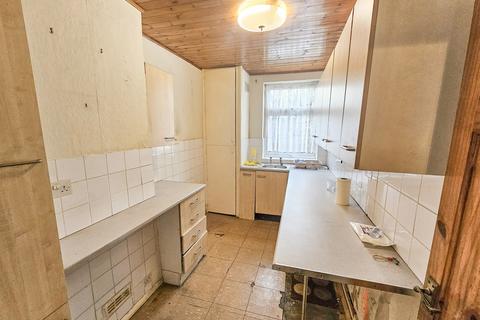 2 bedroom flat for sale - Canning Town, London, E16