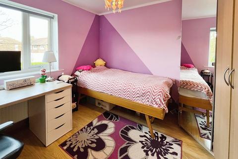 58 Bucklow Drive, Manchester, M22 4NB