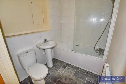 2 bedroom flat for sale, Academy Place, Isleworth TW7