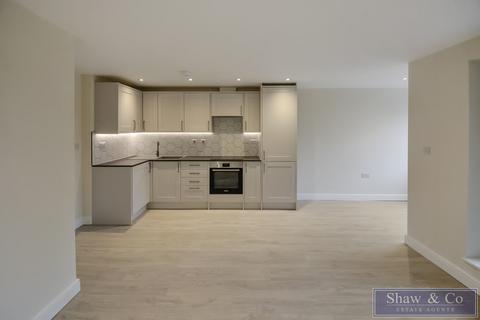 1 bedroom flat for sale - Hanworth Road, Hounslow TW3