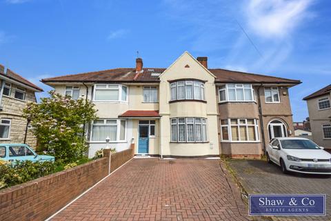 4 bedroom terraced house for sale, Southland Way, Hounslow TW3