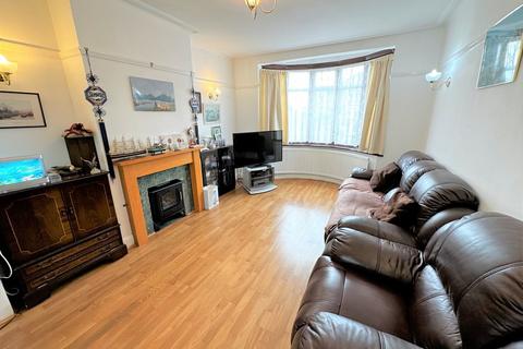 4 bedroom terraced house for sale, Southland Way, Hounslow TW3