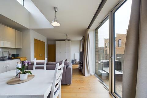 1 bedroom apartment for sale, Durham Wharf Drive, Brentford TW8
