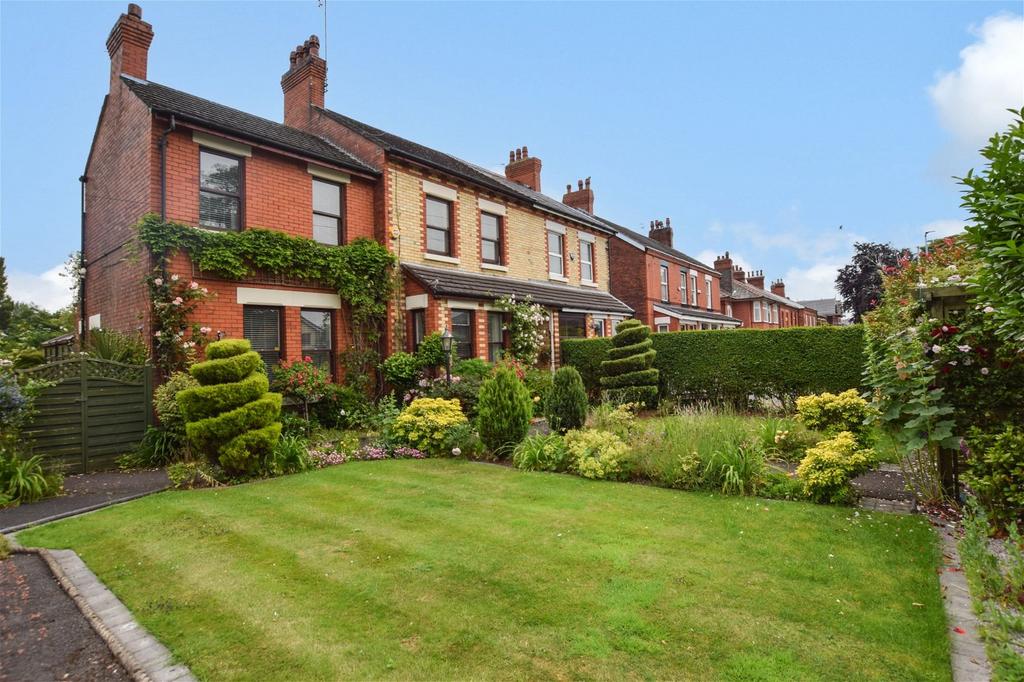 Ditchfield Road, Widnes 5 bed semidetached house for sale £595,000