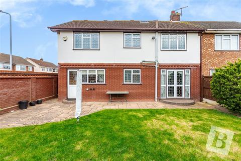 2 Gilroy Close, Rainham, RM13 7LH
