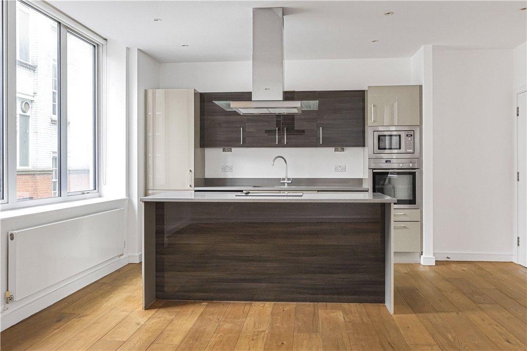 Reception/Kitchen
