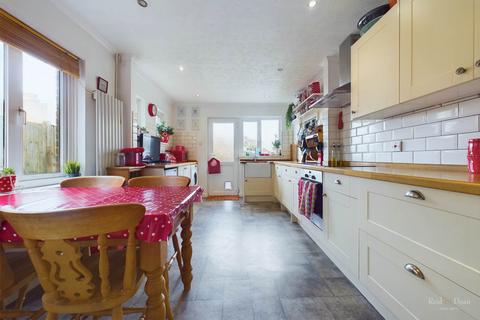 4 bedroom terraced house for sale, Victoria Drive, Old Town