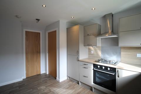 4 bedroom detached house to rent - Balcomie Gardens, Kirkliston, EH29