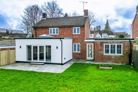 4 bedroom detached house for sale, No Onward Chain in Hawkhurst