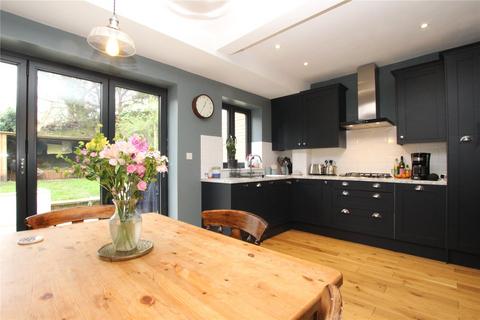76 Tormount Road, London, SE18 1QB