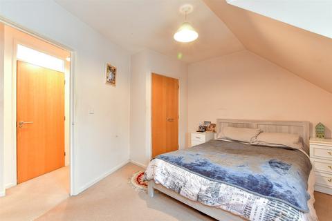 1 bedroom flat for sale, Ropetackle, Shoreham-By-Sea, West Sussex
