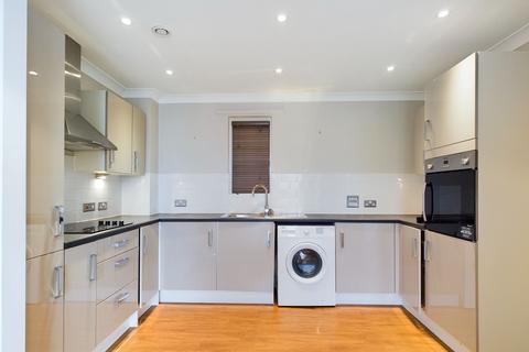 2 bedroom flat for sale, Shipton Road, Milton-under-Wychwood, Chipping Norton OX7