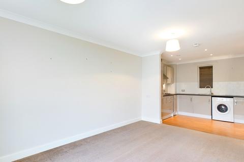 2 bedroom flat for sale, Shipton Road, Milton-under-Wychwood, Chipping Norton OX7