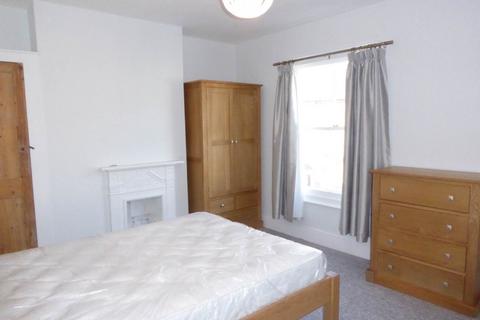 4 bedroom terraced house to rent - Thoday Street, Cambridge,