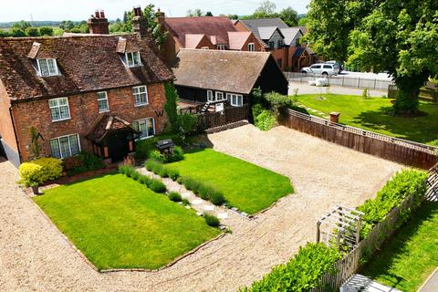 5 bedroom detached house for sale, Lower Road, Stoke Mandeville