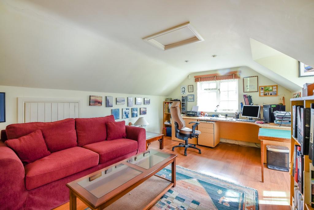 Office/Studio Room