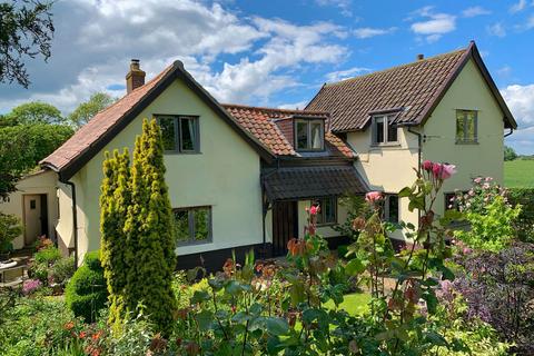 5 bedroom cottage for sale, Edges Lane, Long Stratton