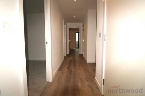 3 bedroom apartment to rent, Pole Street, Preston PR1