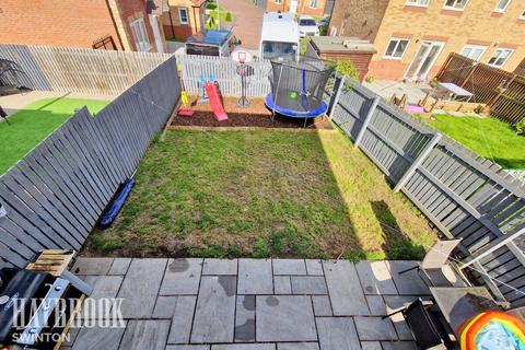 2 Broadhead Close, Kilnhurst, Mexborough, S64 5WE