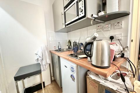 1 bedroom flat to rent - London NW6