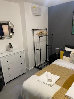 1 bedroom flat to rent, St Leonard's Street, Bow
