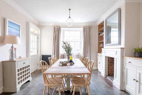 Valencia House, 13 Trewetha Lane, Port Isaac, PL29 3RN