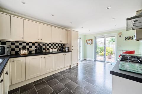 2 bedroom detached house for sale, Downs Road, South Wonston, Winchester, Hampshire, SO21