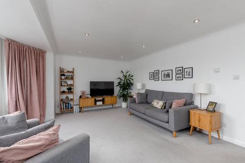 3 bedroom flat for sale - 1/8 St Teresa Place, Merchiston, Edinburgh, EH10 5UB