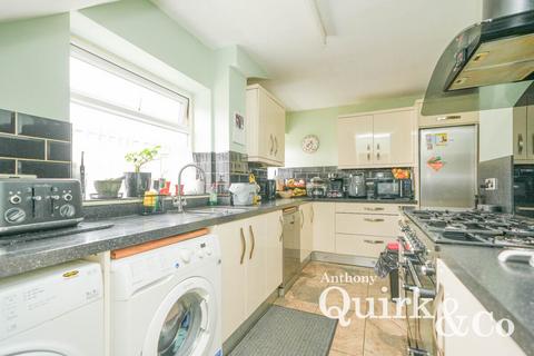 3 bedroom terraced house for sale - Southcote Square, Basildon, SS14