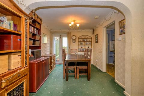 4 Gifford Close, Caversham, Reading, RG4 6RF
