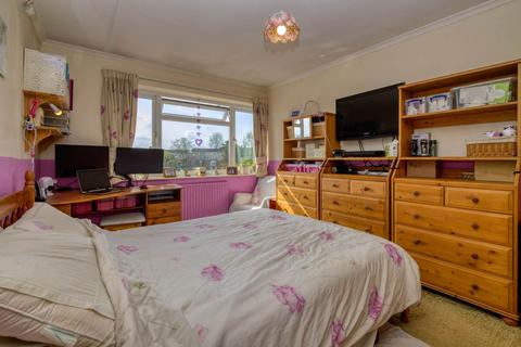 4 Gifford Close, Caversham, Reading, RG4 6RF