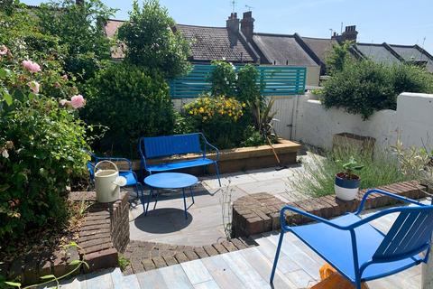 4 bedroom terraced house for sale, Belle Vue Gardens, Brighton BN2