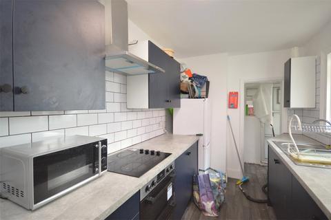 5 bedroom terraced house to rent, Crescent Road, Brighton BN2