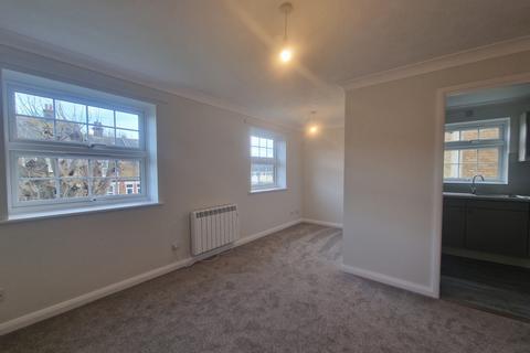 1 bedroom flat to rent - Maxwell Place, Walmer, Deal, CT14