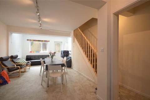 6 bedroom terraced house to rent, Edinburgh Road, Brighton BN2