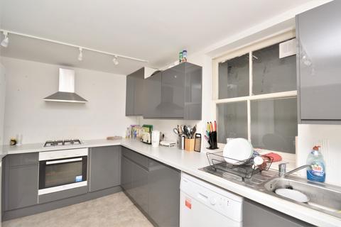 6 bedroom terraced house to rent, Washington Street, Brighton BN2