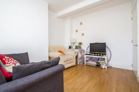 3 bedroom apartment to rent, Westbourne Street, Hove BN3