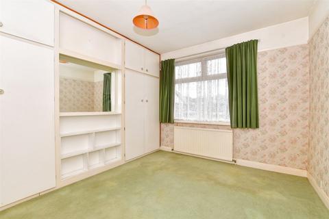 3 bedroom end of terrace house for sale, Chaucer Road, Sutton, Surrey