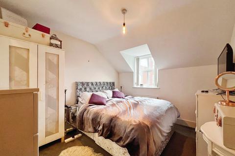 2 bedroom flat for sale - Clarendon Place, 22-26 Wellington Road, Eccles, M30