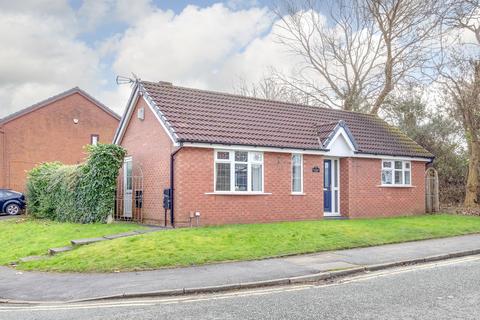 2 bedroom detached bungalow for sale - Ince, Wigan WN1