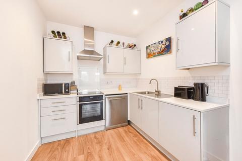 1 bedroom flat for sale, Pinehill Road, Bordon, GU35