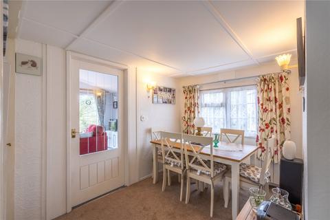 2 bedroom detached house for sale - Lodgefield Park, Stafford, Staffordshire, ST17