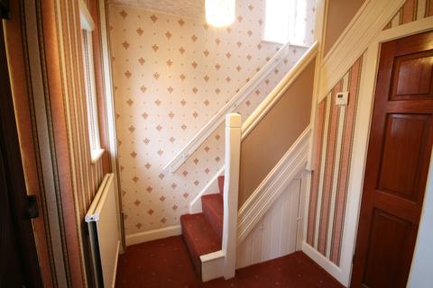 3 bedroom semi-detached house for sale, Avonlea Rad, Droylsden M43