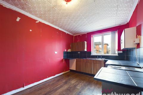 3 bedroom semi-detached house for sale - Tintern Avenue, Bolton, BL2