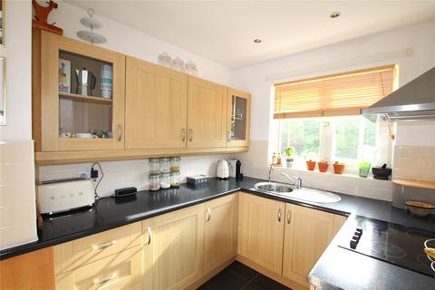 2 bedroom semi-detached house for sale, Hangingstone Road, Huddersfield, West Yorkshire, HD4